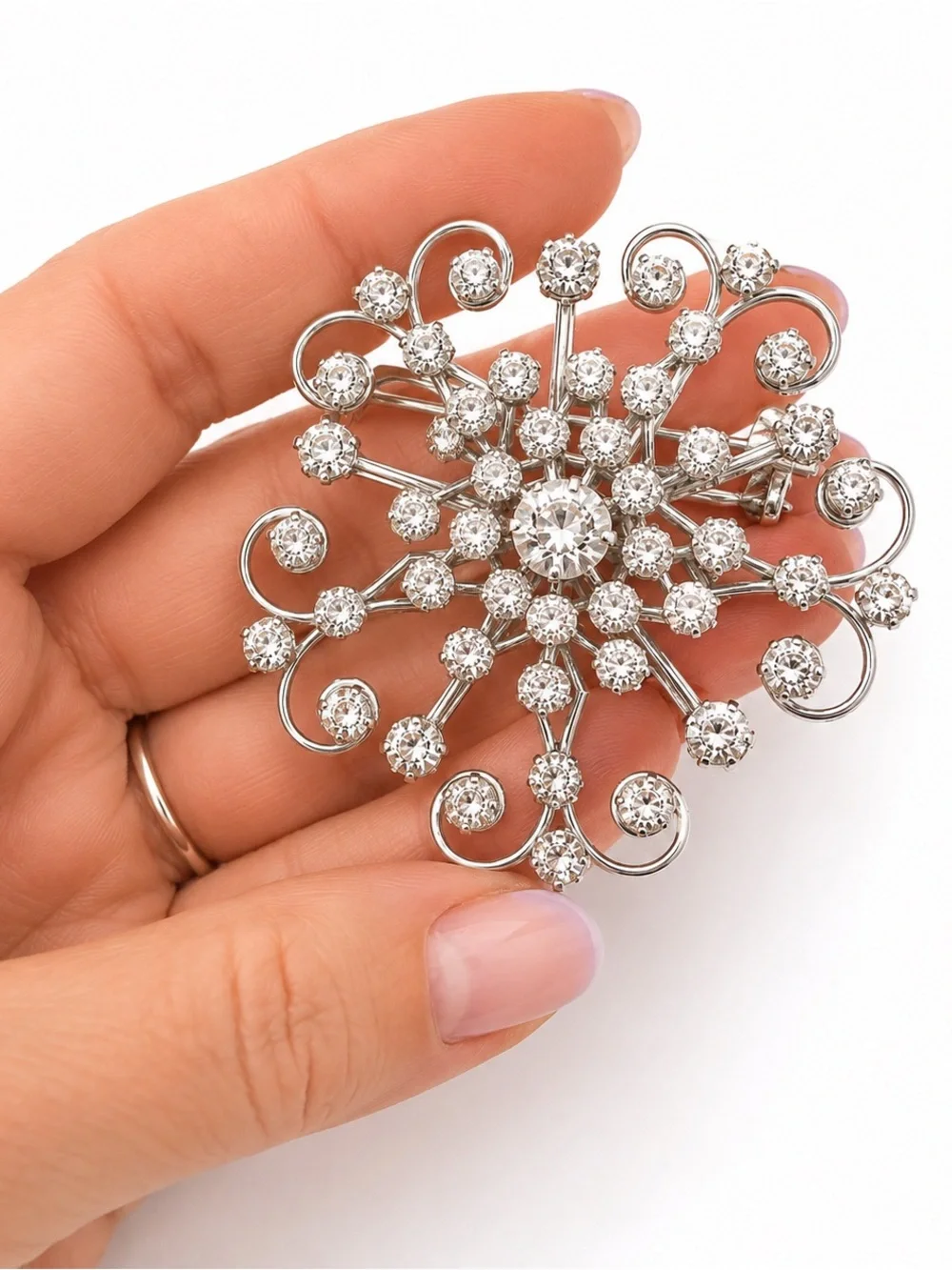 Vintage Clear Rhinestone Snowflake Starburst Brooch Silver Tone Pin